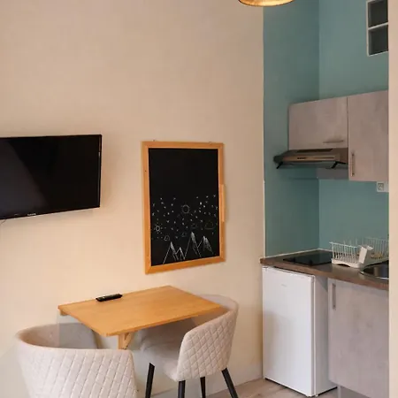 Апартаменты Face Aux Thermes Linge Compris Ла-Бурбуль