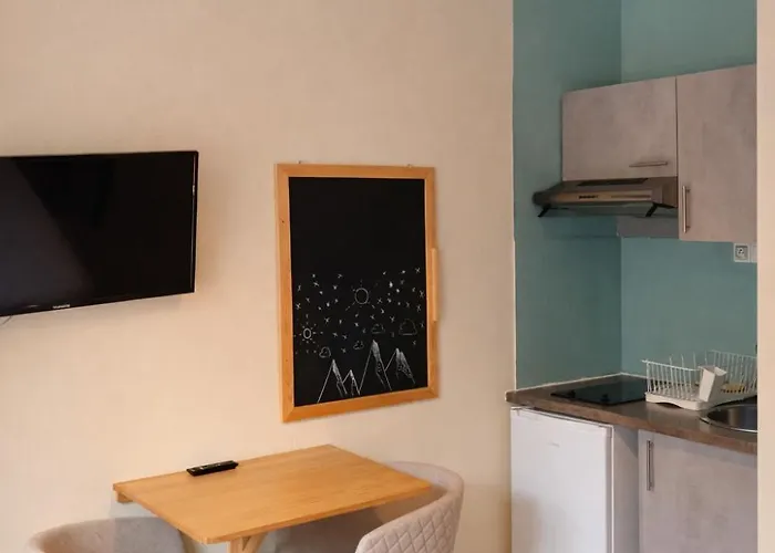 Daire Face Aux Thermes Linge Compris La Bourboule